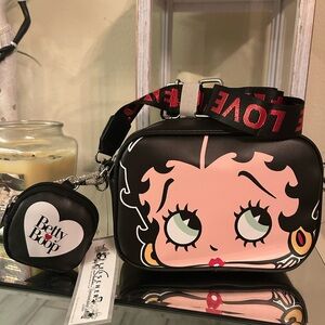 Betty Boop Black and Pink Camera bag with coin pouch